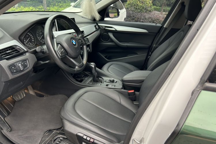 Used BMW X1 2016 sDrive18Li Premium Edition Left Front Seat