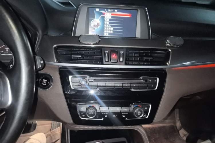 Used BMW X1 2016 sDrive20Li Luxury Model Audio And AC Panel
