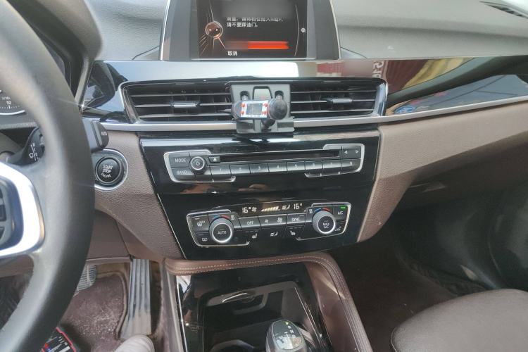 Used BMW X1 2016 sDrive20Li Luxury Model Audio And AC Panel