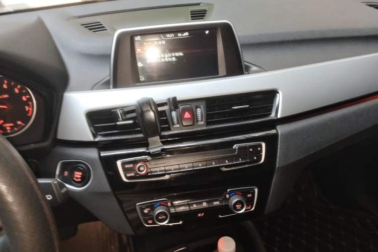 Used BMW X1 2016 sDrive18Li Fashion Model Audio And AC Panel