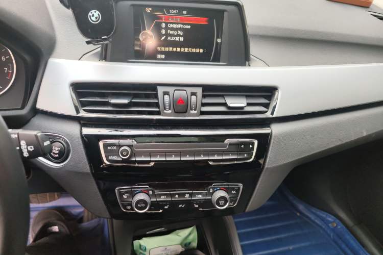 Used BMW X1 2016 sDrive18Li Premium Edition Audio And AC Panel