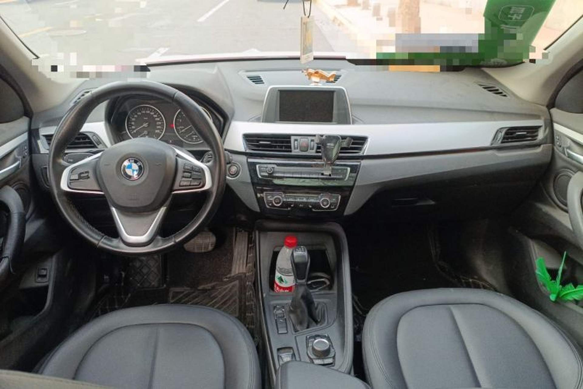 Used BMW X1 2016 sDrive18Li Premium Edition Center Console