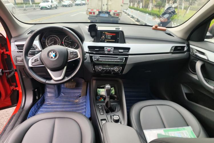 Used BMW X1 2016 sDrive18Li Premium Edition Center Console