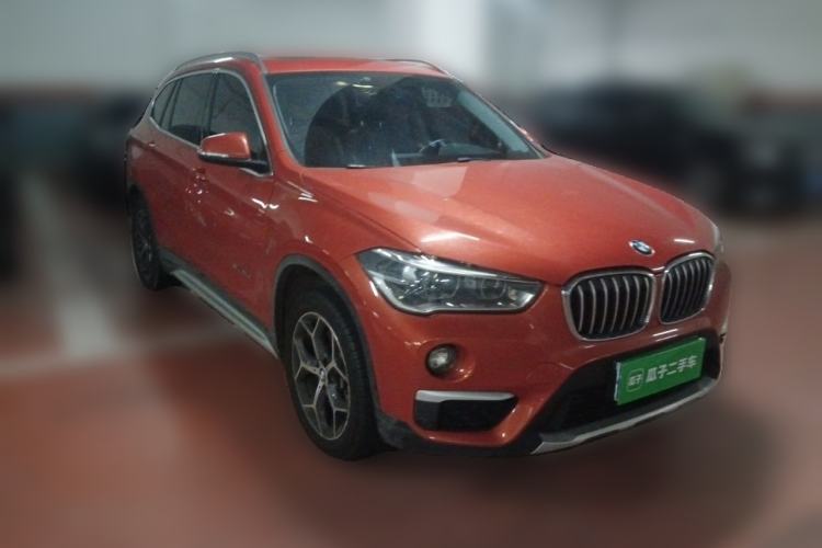 Used BMW X1 2016 sDrive20Li Luxury Model Front Right 45 Deg