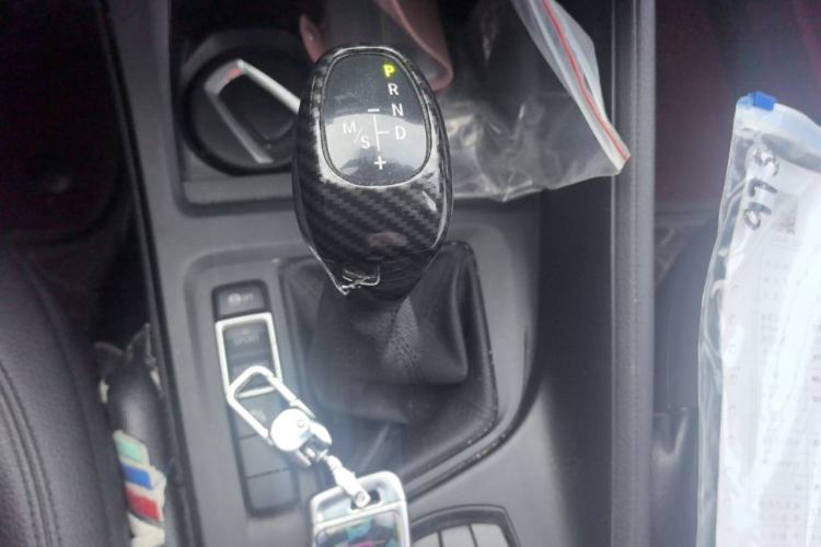 Used BMW X1 2016 sDrive18Li Premium Edition Gear Lever