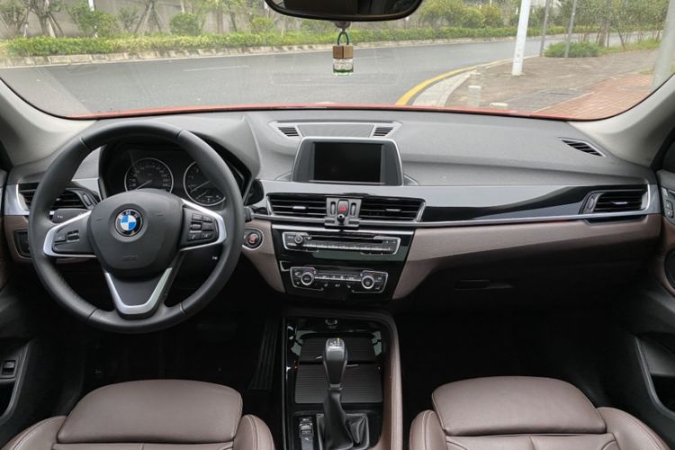 Used BMW X1 2016 sDrive20Li Luxury Model Interior 10