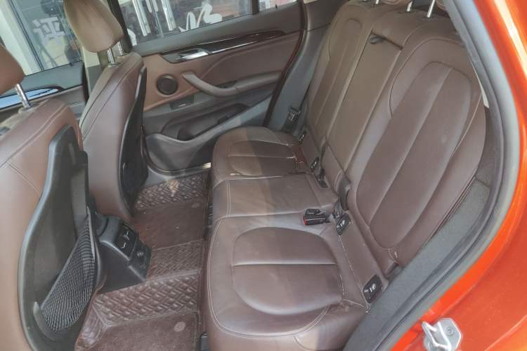 Used BMW X1 2016 sDrive20Li Luxury Model Interior 4