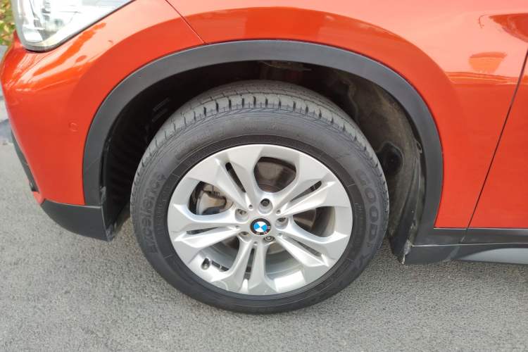 Used BMW X1 2016 sDrive18Li Premium Edition Left Front Wheel Hub