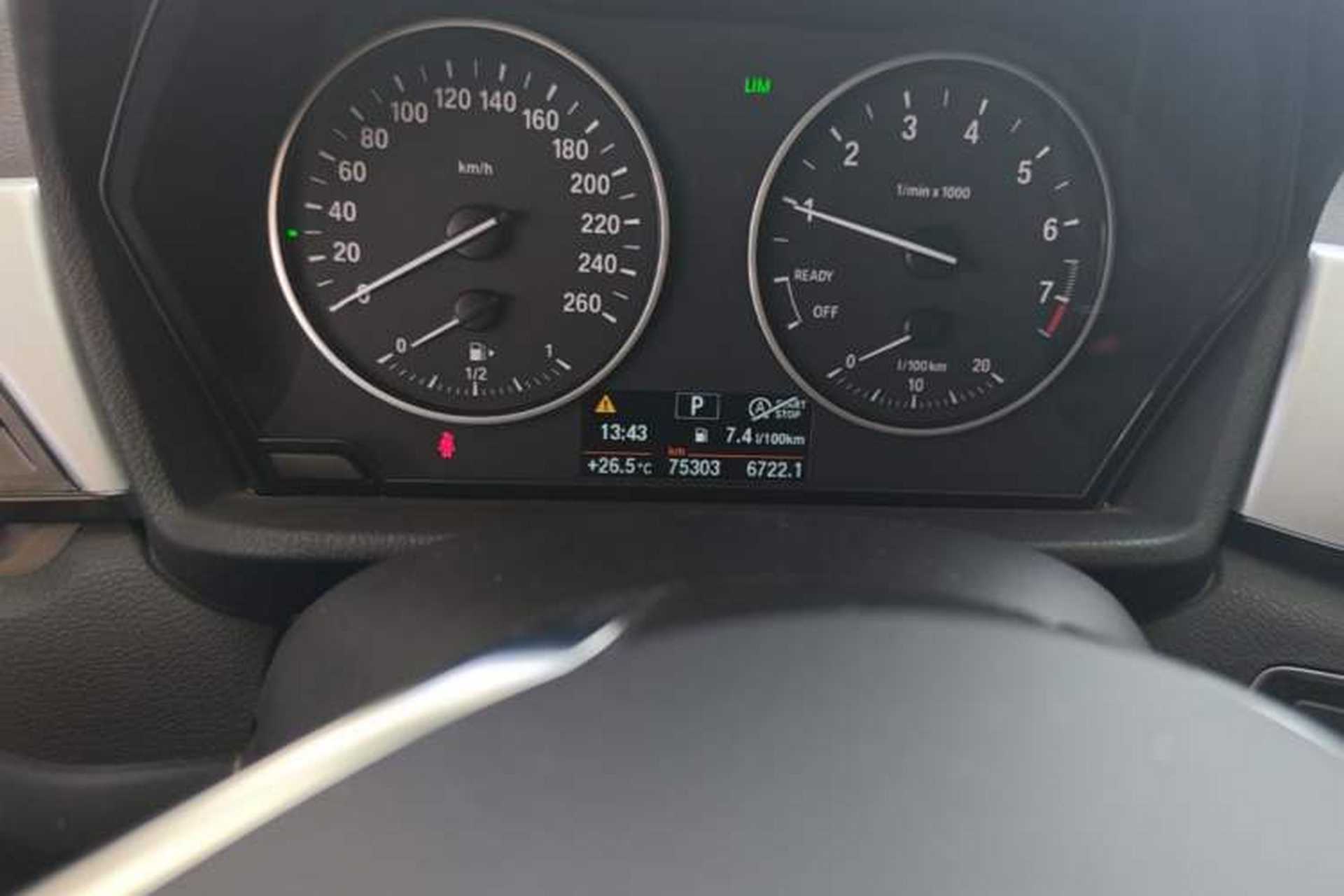 Used BMW X1 2016 sDrive18Li Premium Edition Odometer Close Up