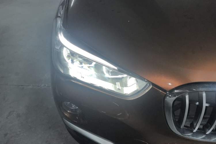 Used BMW X1 2016 sDrive20Li Luxury Model Right Front Headlight