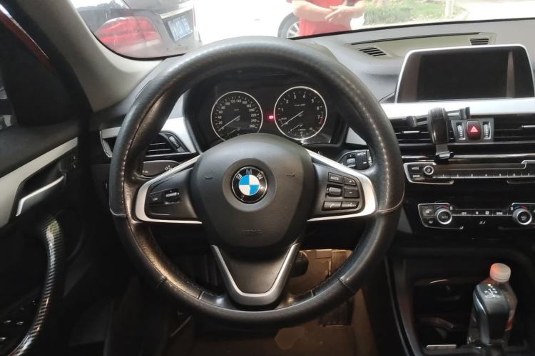Used BMW X1 2016 sDrive18Li Fashion Model Steering Wheel