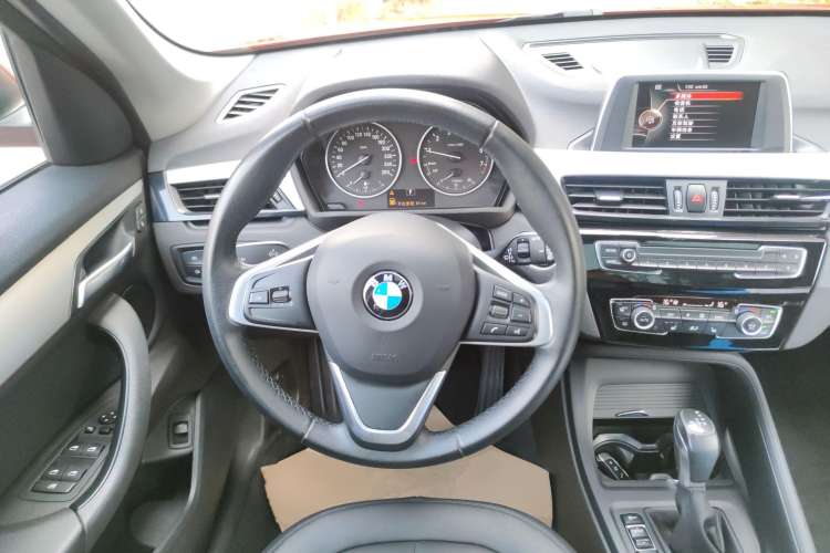 Used BMW X1 2016 sDrive18Li Premium Edition Steering Wheel