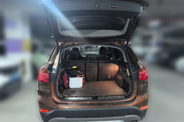 Used BMW X1 2016 sDrive20Li Luxury Model Trunk