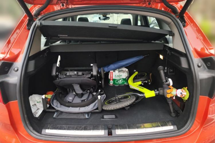 Used BMW X1 2016 sDrive18Li Premium Edition Trunk