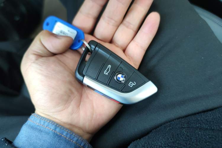 Used BMW X1 2016 sDrive18Li Premium Edition Vehicle Key