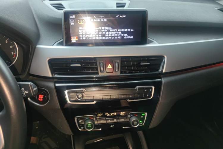 Used BMW X1 2016 sDrive18Li Fashion Model Audio And AC Panel