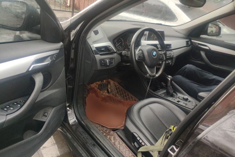 Used BMW X1 2016 sDrive18Li Premium Edition Driver Seat