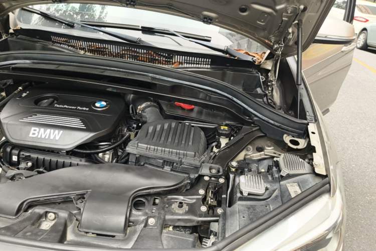 Used BMW X1 2016 sDrive18Li Premium Edition Engine Bay Left