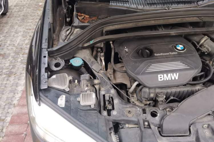 Used BMW X1 2016 sDrive18Li Premium Edition Engine Bay Right