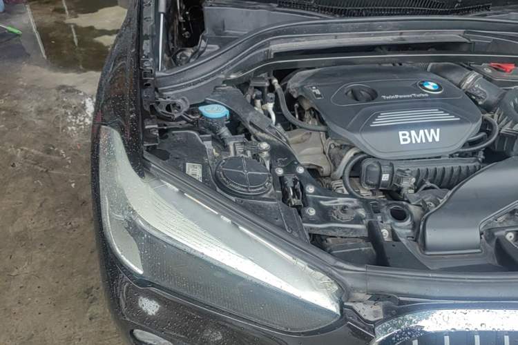 Used BMW X1 2016 sDrive18Li Fashion Model Engine Bay Right