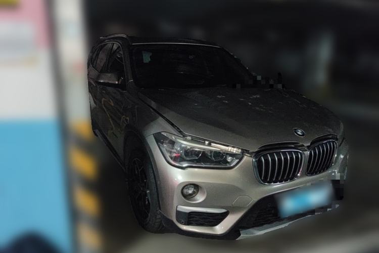 Used BMW X1 2016 sDrive18Li Luxury Model Front Right 45 Deg