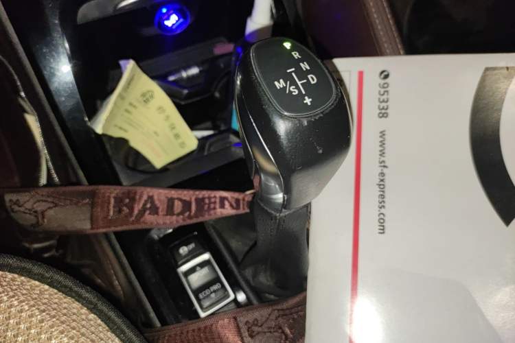 Used BMW X1 2016 sDrive18Li Luxury Model Gear Lever