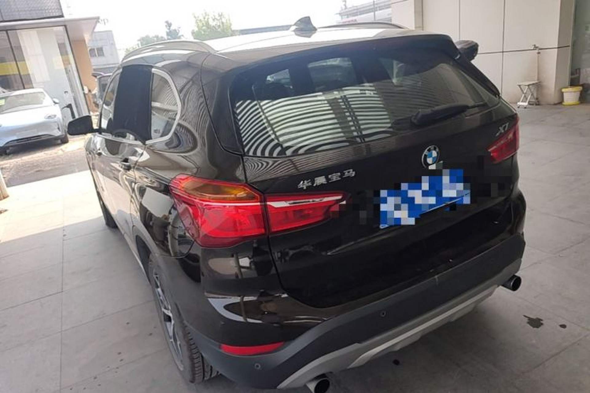 Used BMW X1 2016 sDrive20Li Luxury Model Rear Left 45 Deg