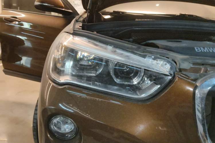 Used BMW X1 2016 sDrive18Li Premium Edition Right Front Headlight