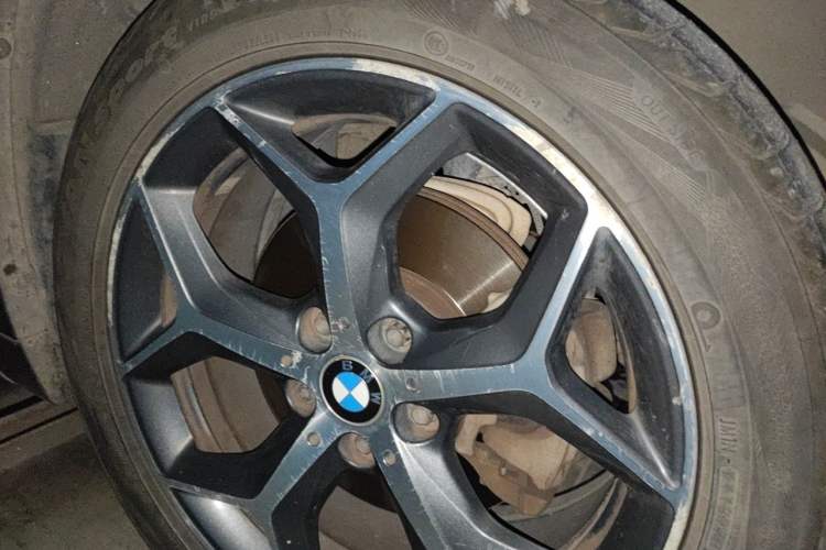 Used BMW X1 2016 sDrive18Li Luxury Model Right Front Wheel Hub