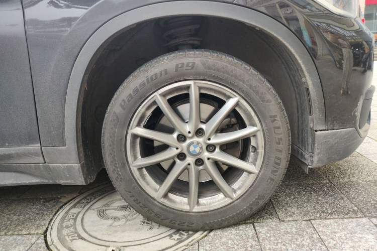 Used BMW X1 2016 sDrive18Li Fashion Model Right Front Wheel Hub