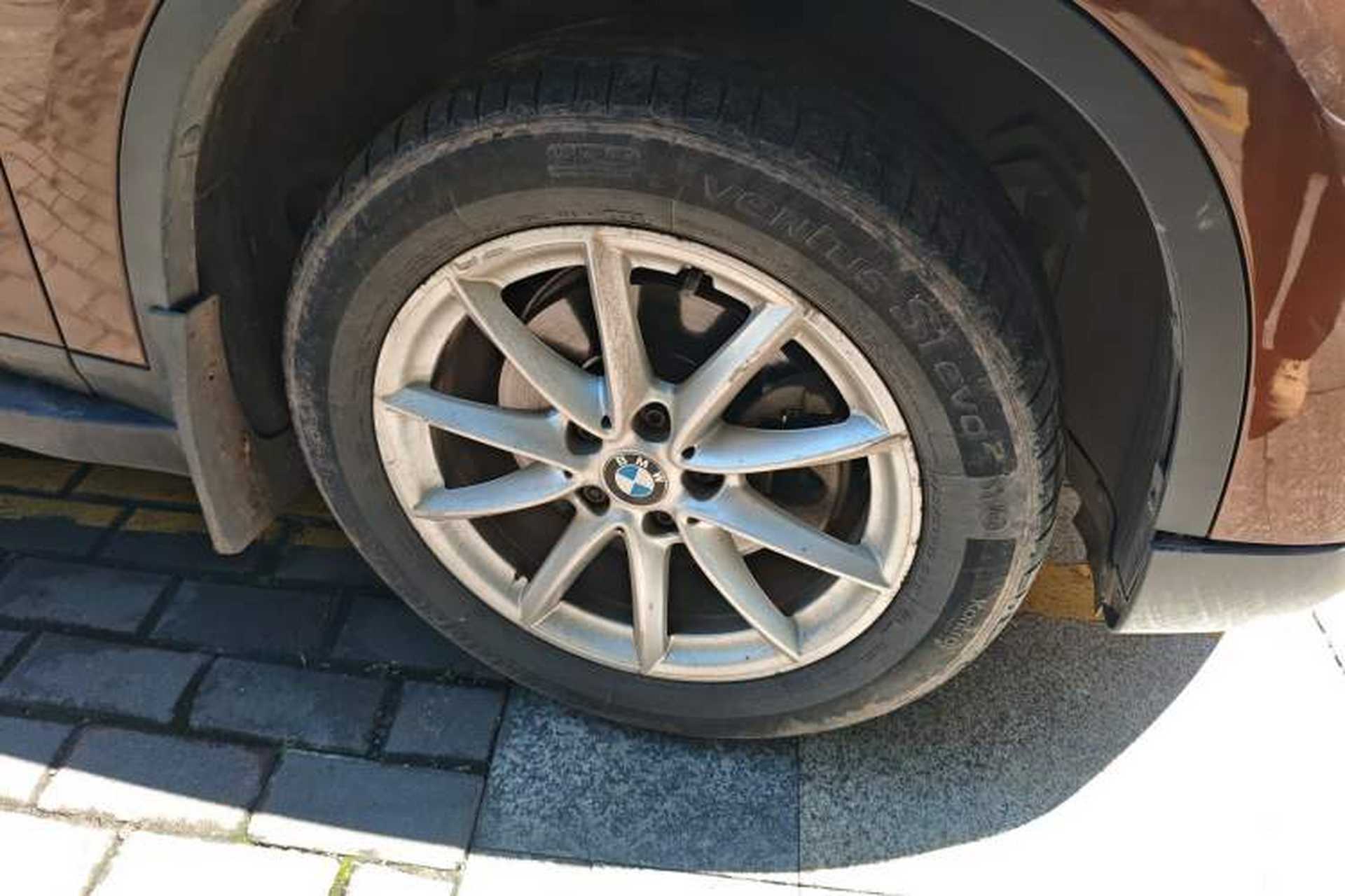 Used BMW X1 2016 sDrive18Li Fashion Model Right Front Wheel Hub