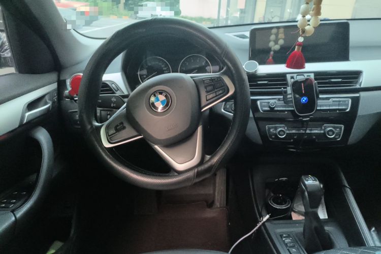 Used BMW X1 2016 sDrive18Li Premium Edition Steering Wheel