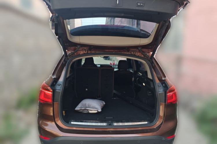 Used BMW X1 2016 sDrive20Li Luxury Model Trunk