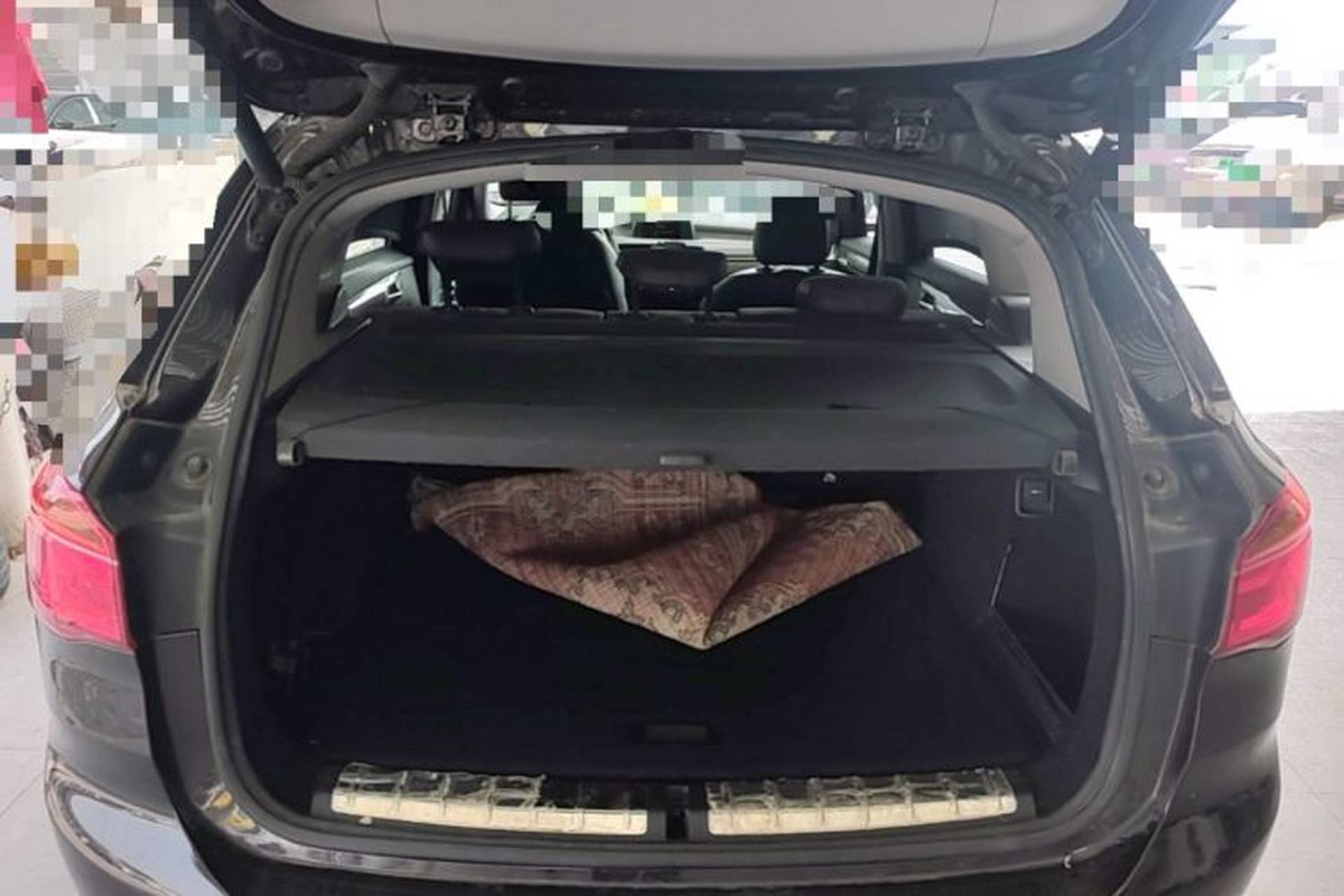Used BMW X1 2016 sDrive20Li Luxury Model Trunk