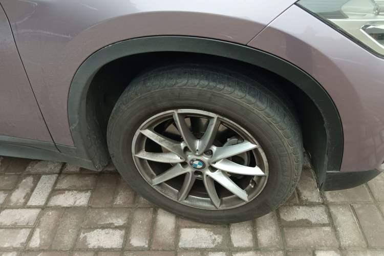 Used BMW X1 2016 sDrive18Li Fashion Model Right Front Wheel Hub