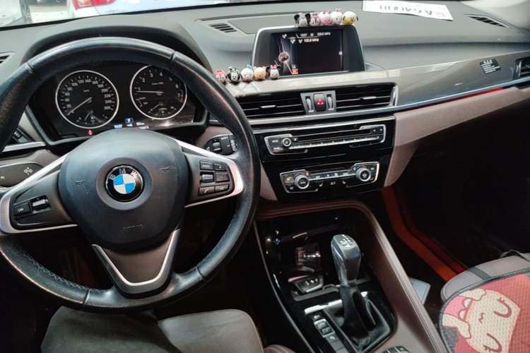 Used BMW X1 2016 sDrive20Li Luxury Model Audio And AC Panel