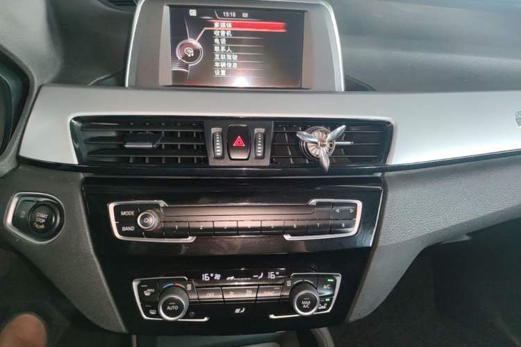 Used BMW X1 2016 sDrive18Li Fashion Model Audio And AC Panel