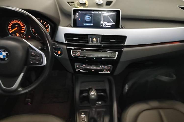 Used BMW X1 2016 sDrive18Li Fashion Model Audio And AC Panel