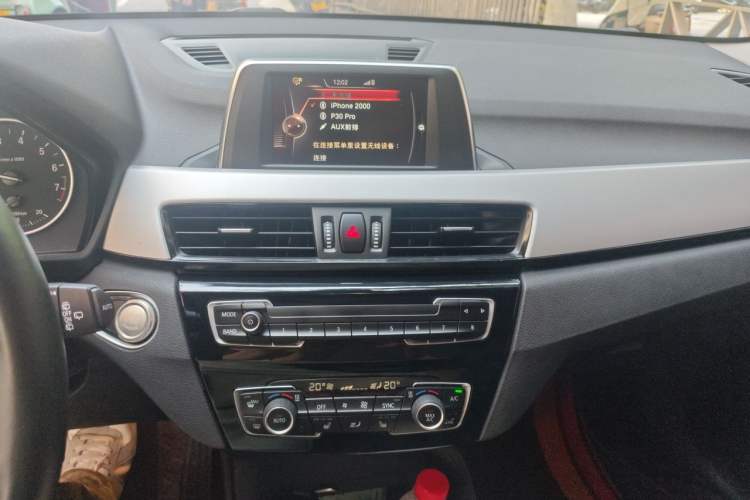 Used BMW X1 2016 sDrive18Li Premium Edition Audio And AC Panel