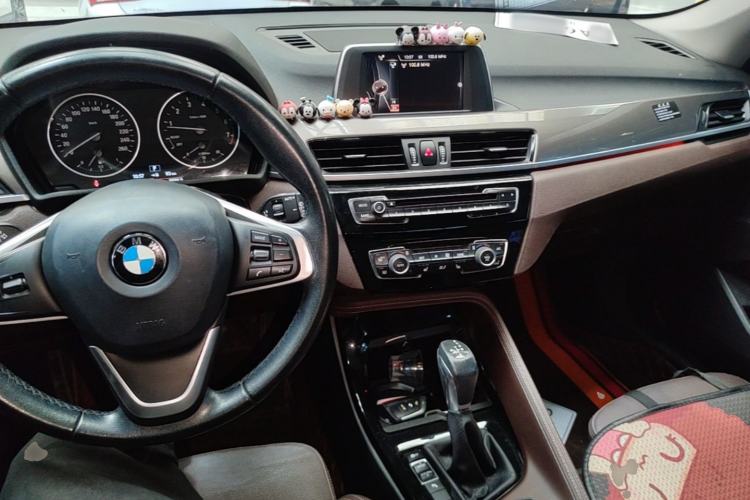 Used BMW X1 2016 sDrive20Li Luxury Model Center Console