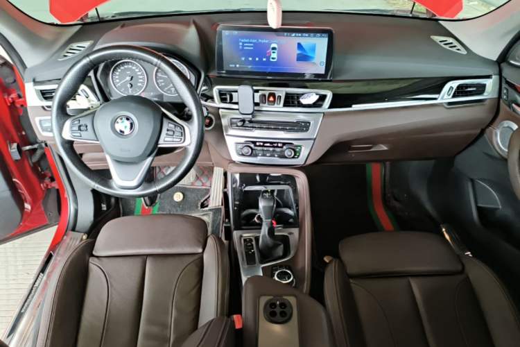 Used BMW X1 2016 sDrive20Li Luxury Model Center Console