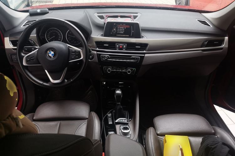 Used BMW X1 2016 sDrive20Li Luxury Model Center Console