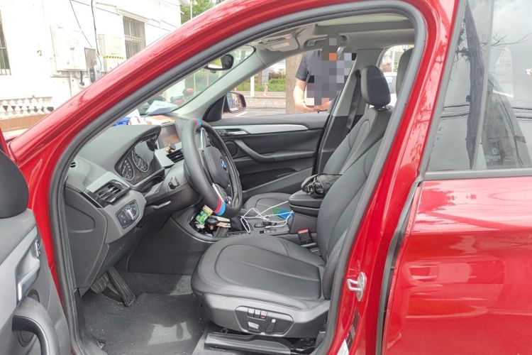 Used BMW X1 2016 sDrive18Li Premium Edition Driver Seat