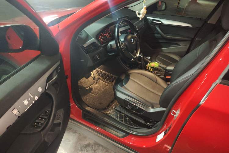 Used BMW X1 2016 sDrive18Li Premium Edition Driver Seat