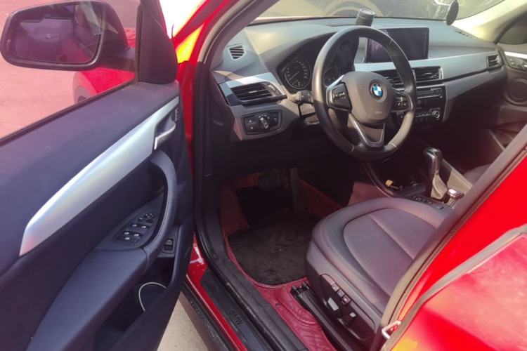 Used BMW X1 2016 sDrive18Li Premium Edition Driver Seat
