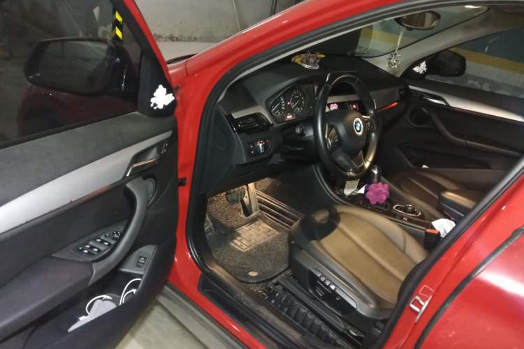 Used BMW X1 2016 sDrive18Li Premium Edition Driver Seat