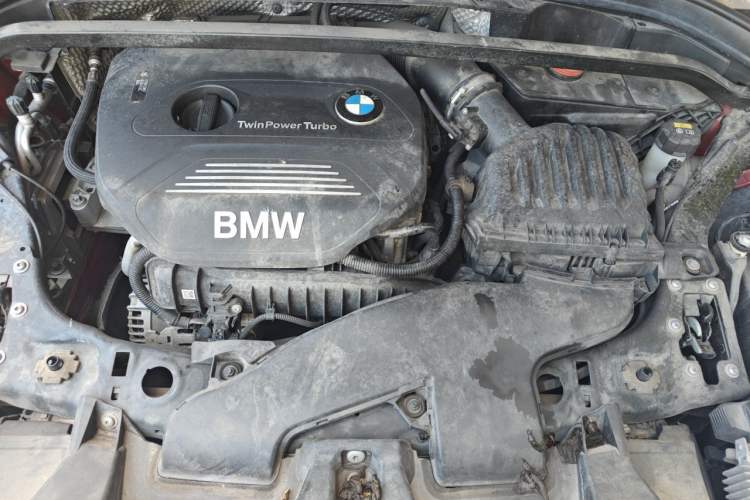 Used BMW X1 2016 sDrive18Li Premium Edition Engine Bay