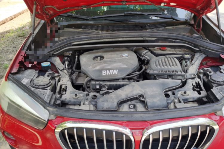 Used BMW X1 2016 sDrive18Li Fashion Model Engine Bay