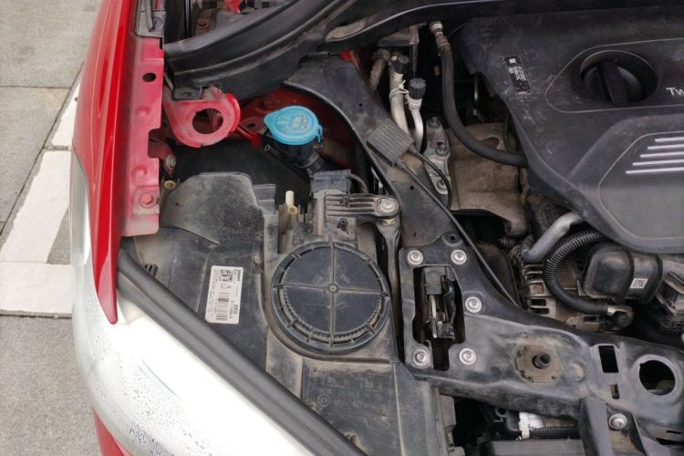 Used BMW X1 2016 sDrive18Li Fashion Model Engine Bay Right