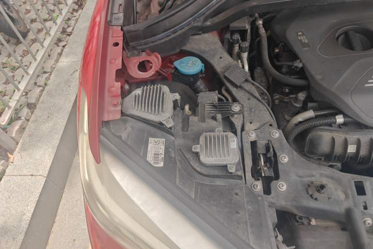 Used BMW X1 2016 sDrive20Li Luxury Model Engine Bay Right